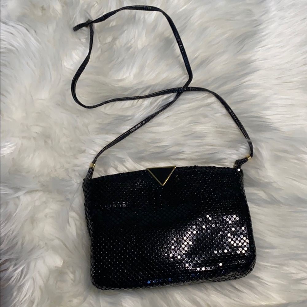 Black metal dots purse